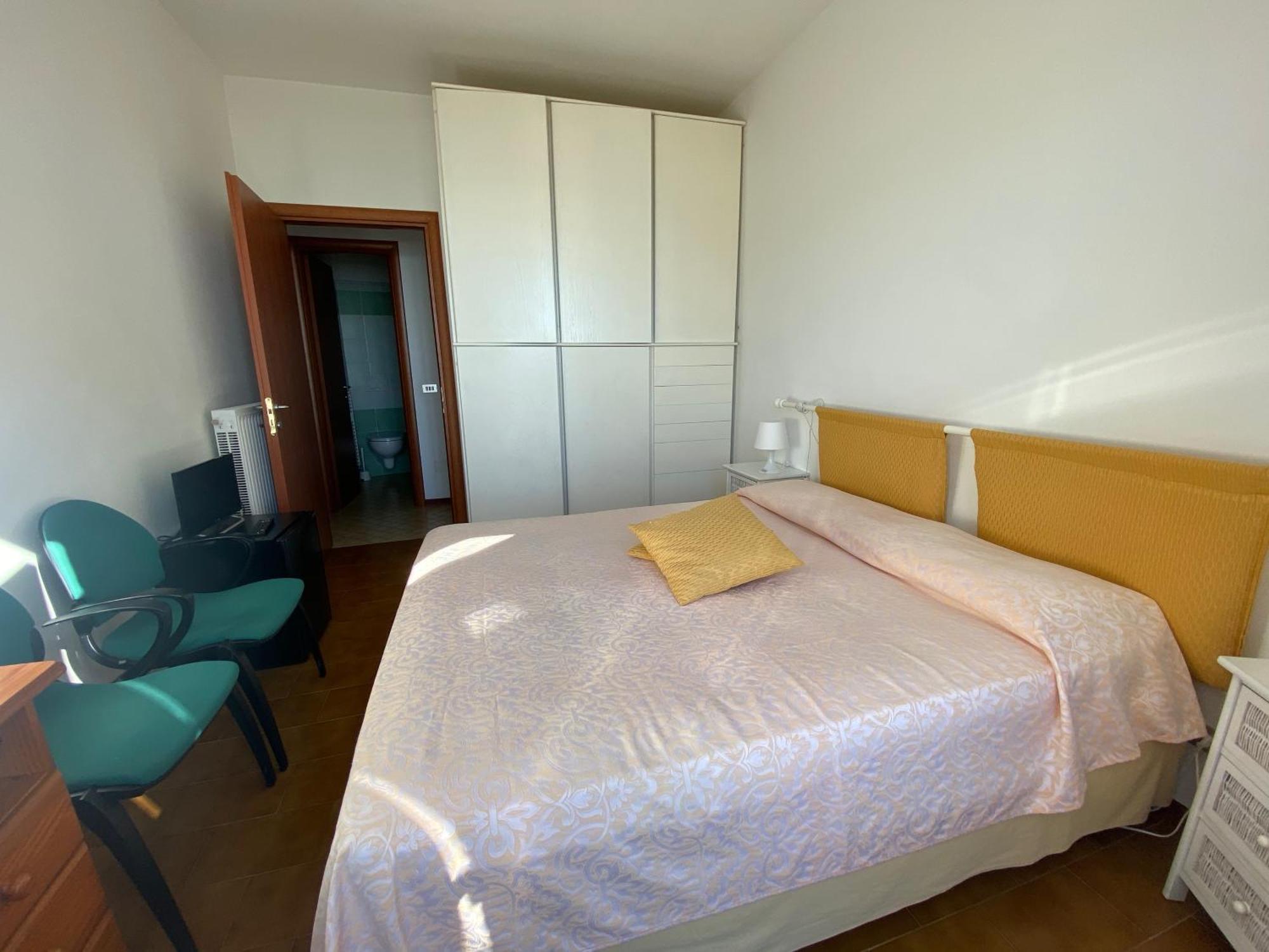 Appartamenti La Pineta Marina dʼMarina dʼAndora Habitación foto