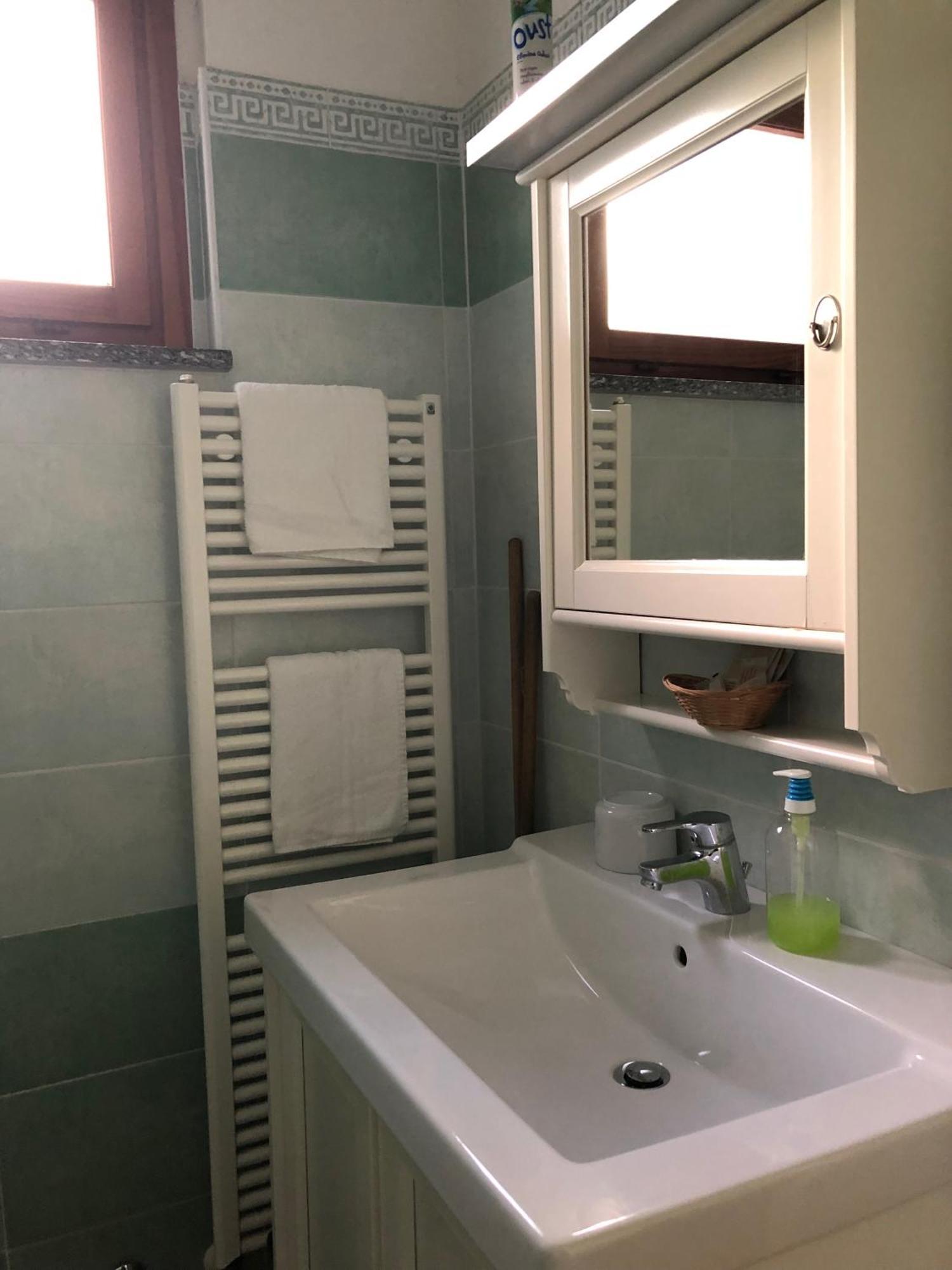 Appartamenti La Pineta Marina dʼMarina dʼAndora Habitación foto