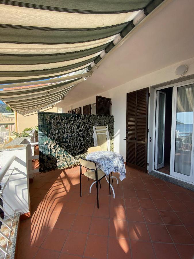 Appartamenti La Pineta Marina dʼMarina dʼAndora Exterior foto